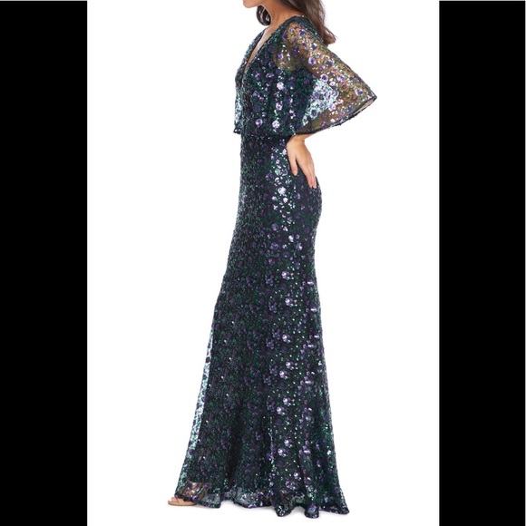 Gorgeous elegant dress - Picture 2 of 9